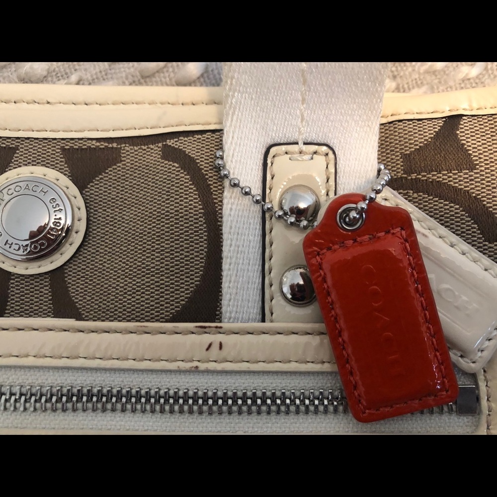 Used Coach Purse - Picture 3 of 8